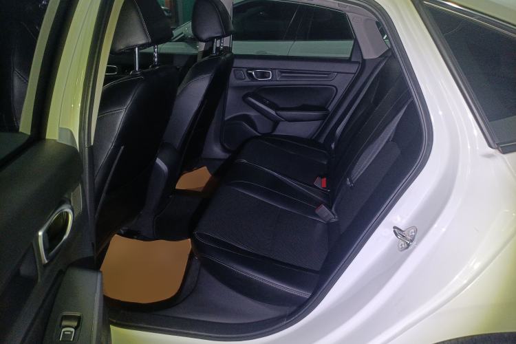 Used Honda Civic 2023 240TURBO CVT Dynamic · Center Stage Special Edition