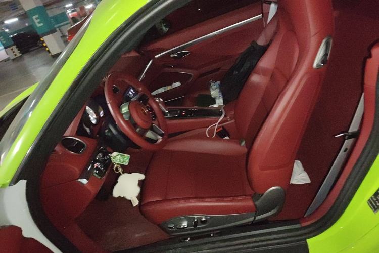 Used Porsche 718 2022 Cayman 2.0T Left Front Seat