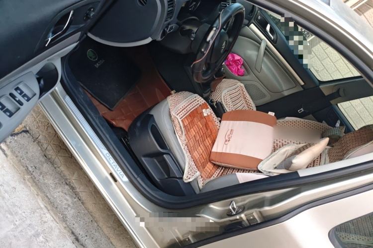 Used Skoda Octavia 2014 1.6L Manual Yijun Edition
