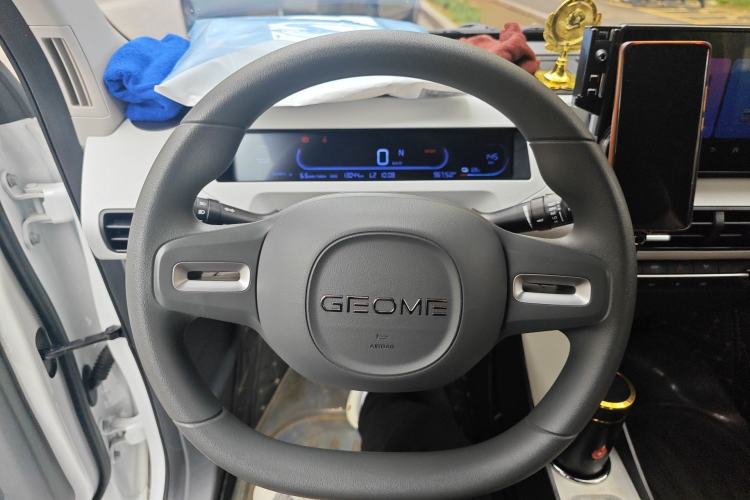 Used Geely Galaxy Panda 2024 Facelifted Panda Mini 200km Dragon Edition
