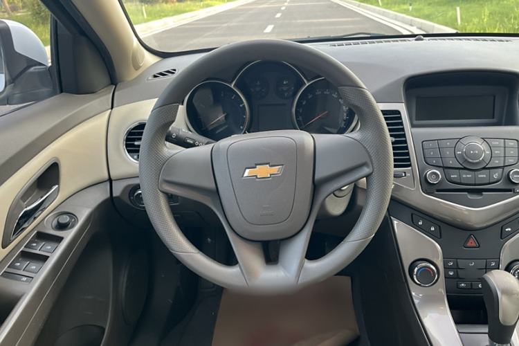 Used Chevrolet Cruze 2015 1.5L Classic SE AT