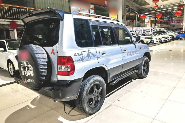 Used Leopaard Feiting 2013 Classic Edition 2.0L Two-Wheel Drive Standard Model