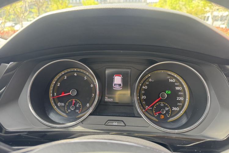 Used Volkswagen Tiguan L 2021 330TSI Automatic Two-Wheel Drive Smart Edition Instrument Cluster