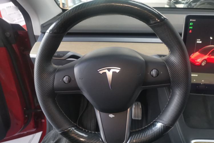 Used Tesla Model Y 2021 Long-Range All-Wheel-Drive Version 3D7
