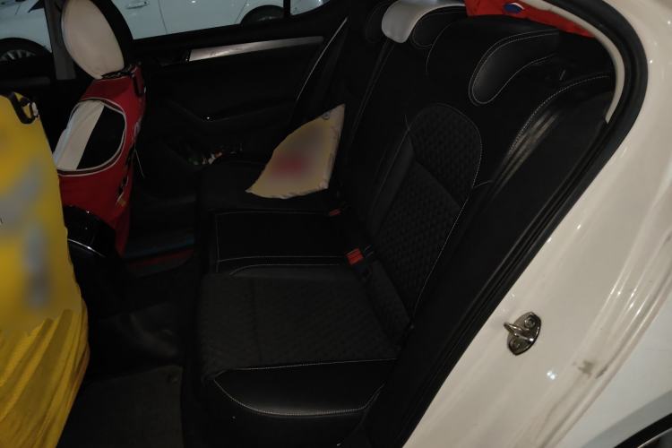 Used Skoda Superb 2016 Facelifted TSI380 DSG Flagship Edition
