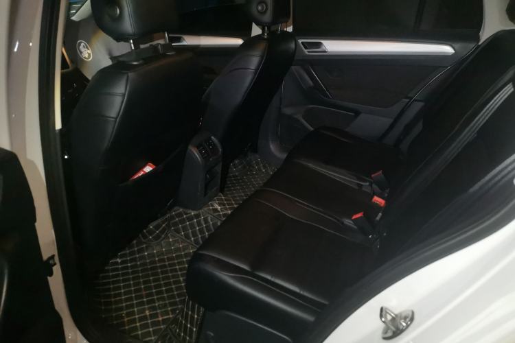 Used Volkswagen Golf Sportsvan 2019 1.6L Automatic Pure Model China V Standard Left Rear Seat