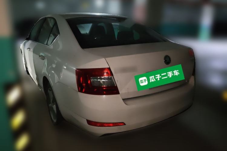 Used Skoda Octavia 2015 1.6L Automatic Yijun Edition

