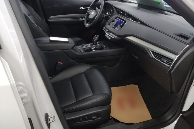 Used Cadillac XT4 2018 28T Two-Wheel Drive Leading Version Right Front Seat