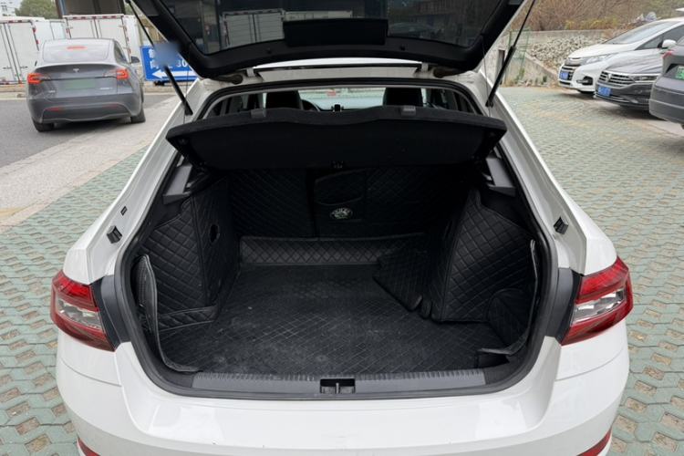 Used Skoda Octavia 2019 TSI280 DSG SmartDrive Luxury Edition China VI
