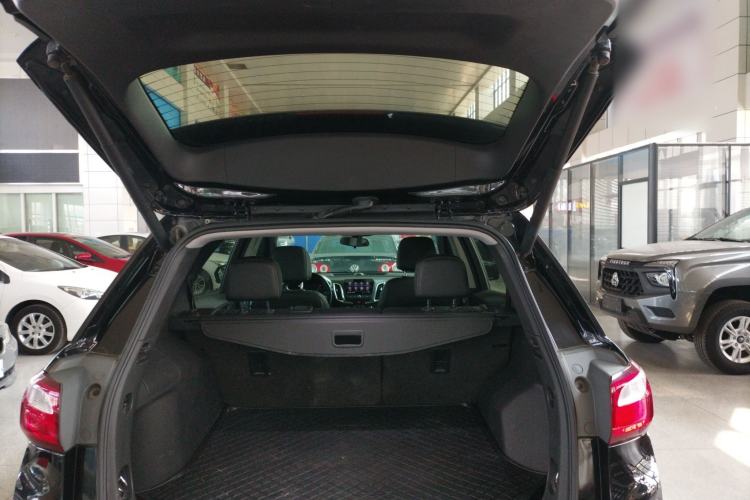 Used Chevrolet Equinox 2019 535T Automatic YuJie Edition China V Standard Trunk