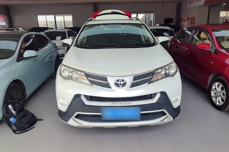 Used Toyota RAV4 2015 2.0L CVT Two-Wheel Drive Fashion Edition
