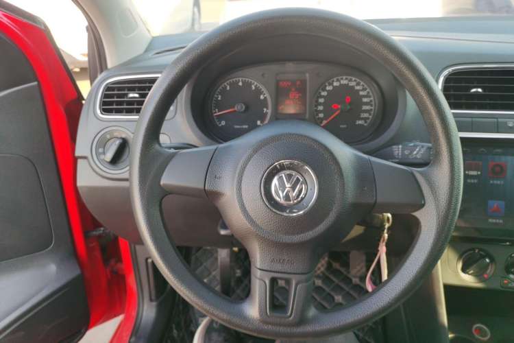 Used Volkswagen Polo 2013 1.6L Automatic Comfort Edition