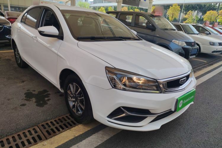 Used Geely Auto Emgrand 2019 Leading Edition 1.5L CVT Luxury Model China VI Standard Front Right 45 Deg