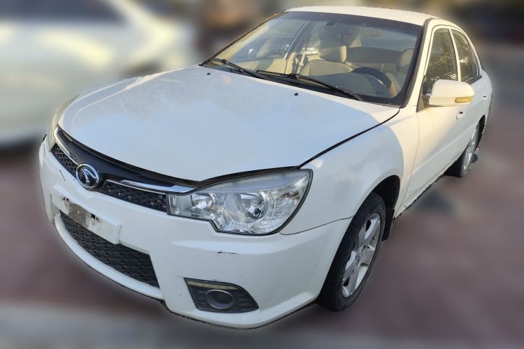 Used Soueast V3 Lingyue 2014 1.5L Manual Smart Edition