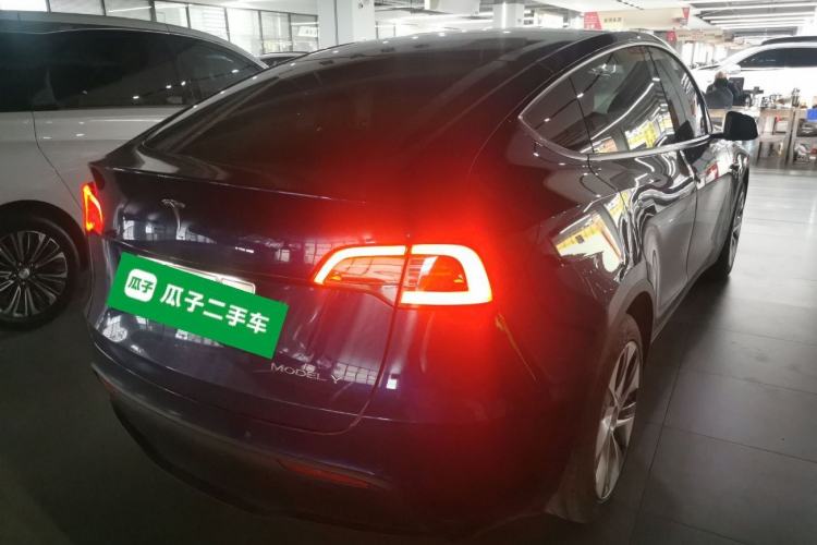 Used Tesla Model Y 2021 Long-Range All-Wheel-Drive Version