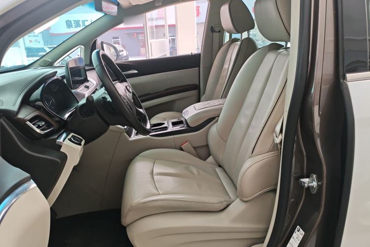 Used Buick GL8 2021 Land Cruiser Executive 652T Premium Model
