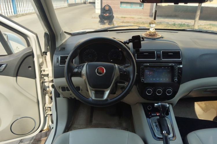 Used FORTHING Joyear XV 2015 1.6L CVT Luxury Model
