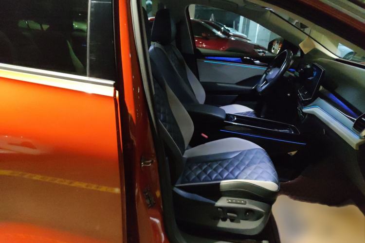 Used Volkswagen ID.6 CROZZ 2021 Long-Range PURE+ Edition