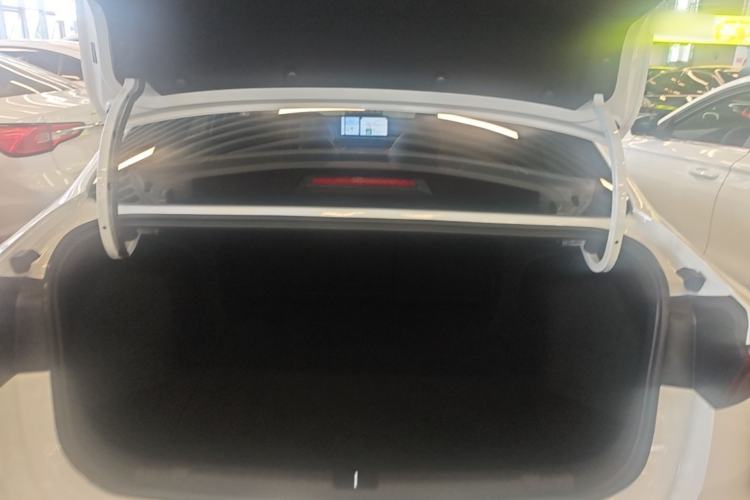 Used Geely Auto Emgrand 2025 4th Generation 1.5L CVT Flagship Version
