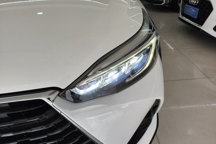 Used Toyota YARiS L Zhi Xuan 2020 X-Trail X 1.5L CVT Leading Edition Left Front Headlight