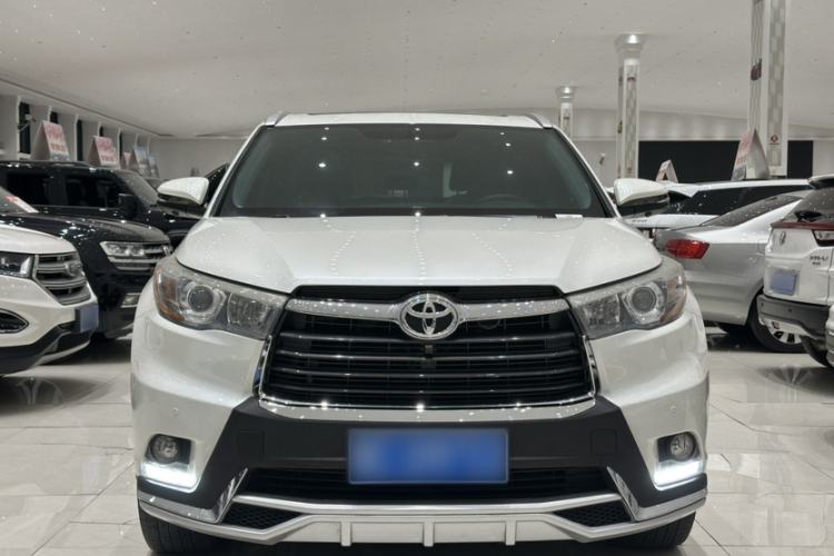 Used Toyota Highlander 2017 2.0T Four-Wheel Drive Luxury Edition 7 Seats