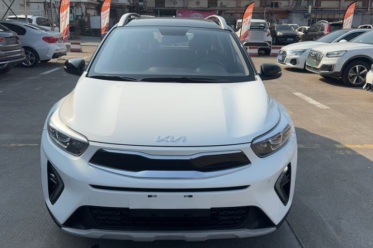 Used Kia kx1 Stonic 2021 1.4L CVT Fun & Sunroof Model