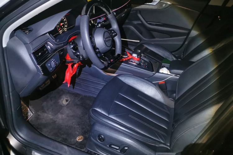 Used Audi A4 2017 45 TFSI allroad quattro Sport model Left Front Seat