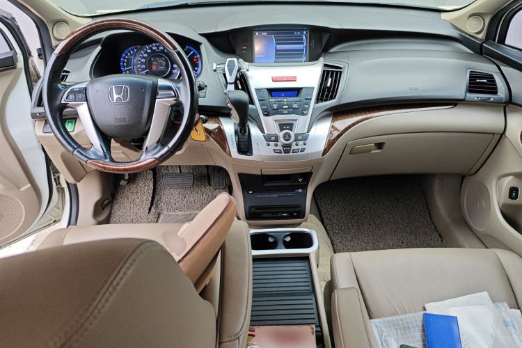 Used Honda Odyssey 2013 2.4L Elite Edition Center Console