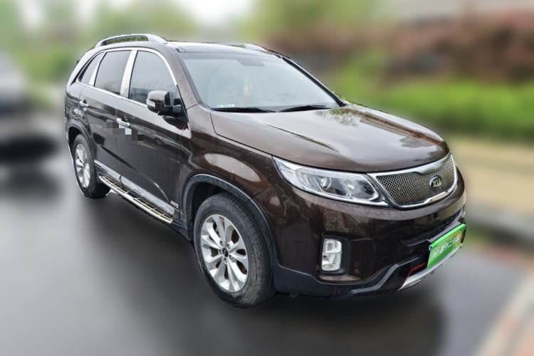 Used Kia Sorento 2013 2.2T 5-Seater Diesel Luxury Edition Front Right 45 Deg