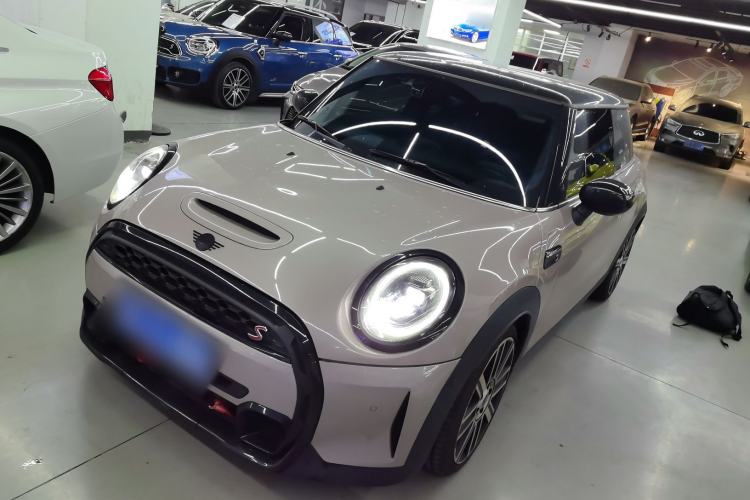 Used MINI MINI 2023 Updated 2.0T COOPER S Artist