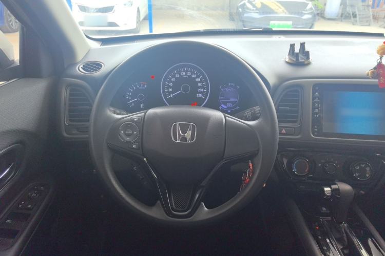 Used Honda Vezel 2020 1.5L CVT Pioneer Edition
