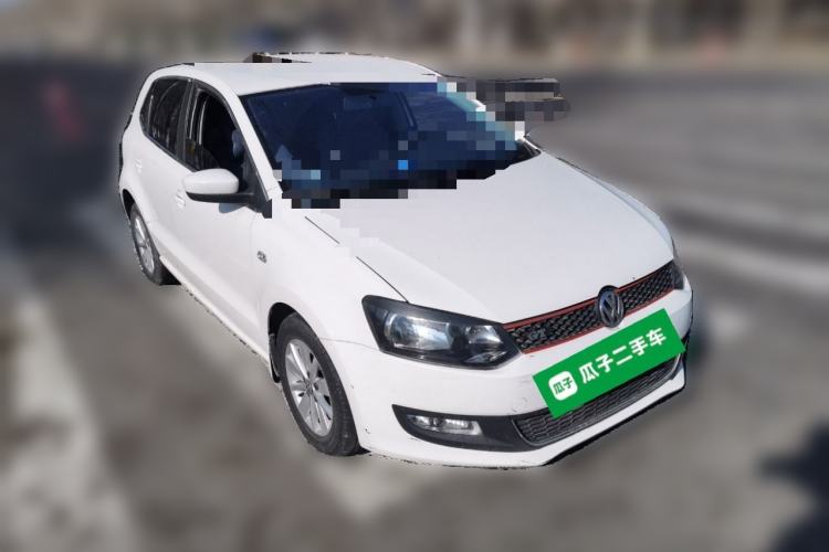 Used Volkswagen Polo 2013 1.4L Manual Fashion Edition Front Right 45 Deg