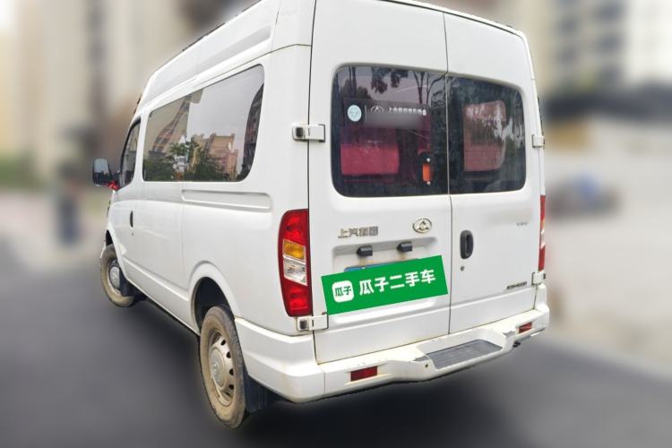 Used SAIC MAXUS Xintu V80 2018 2.5T 6-Speed Manual Aoyuntong Short Wheelbase Mid-Height 5-6 Seater
