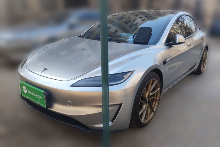 Used Tesla Model 3 2023 Long-Range All-Wheel-Drive Version