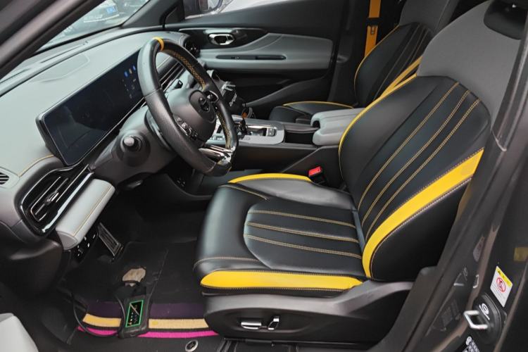 Used GAC Trumpchi EMPOW 2021 270T DCT J15 Version Left Front Seat