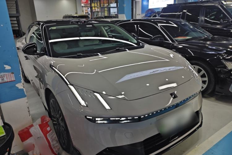 Used Lynk & Co Lynk & Co 10 EM-P 2025 Facelifted Model 240 All-Wheel Drive Ultra—Sport Edition
