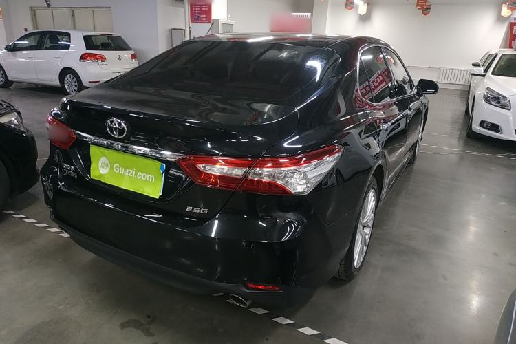 Used Toyota Camry 2018 2.5G Luxury Edition Rear Right 45 Deg