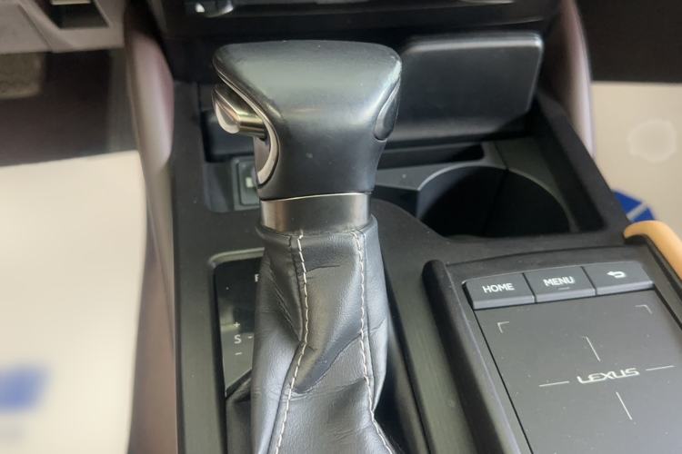 Used Lexus ES 2018 200 Excellence Edition China V Standard Audio And AC Panel