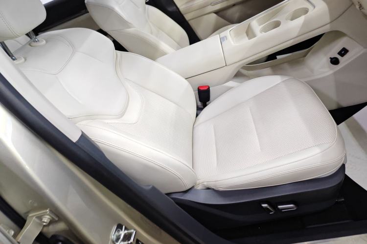 Used Haval H6 2024 1.5T Two-Wheel Drive Ultra Right Front Seat