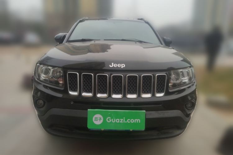 Used Jeep Compass 2014 2.4L four-wheel drive sport version
