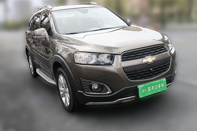Used Chevrolet Captiva 2015 2.4L 4x4 Flagship Edition 7-Seater