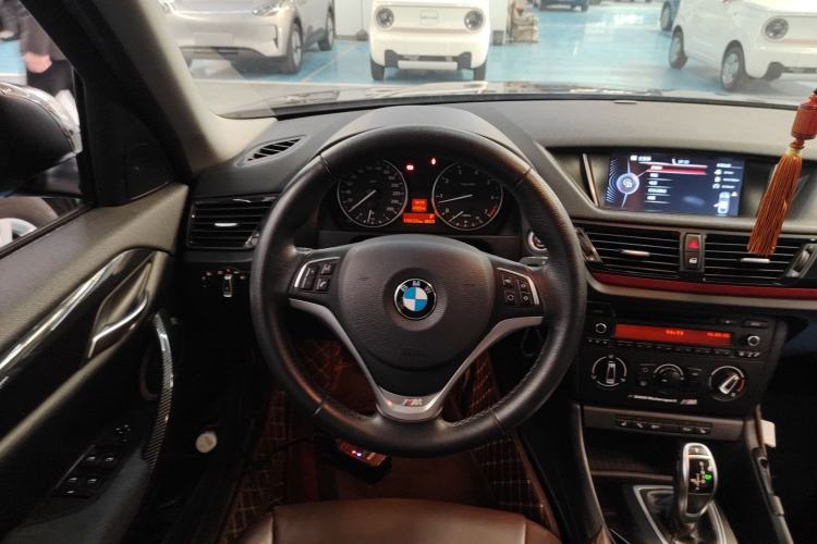 Used BMW X1 2015 sDrive18i Fashion Upgrade Edition