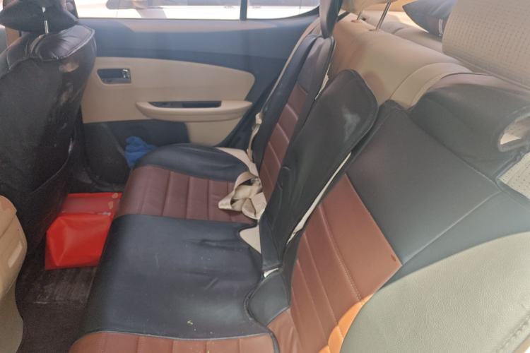 Used Chery E3 2015 1.5L Manual Fashion Model Left Rear Seat