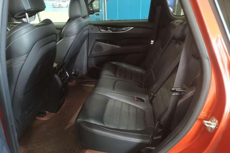 Used SAIC MAXUS D60 2019 1.5T Automatic Luxury Edition 5-seater