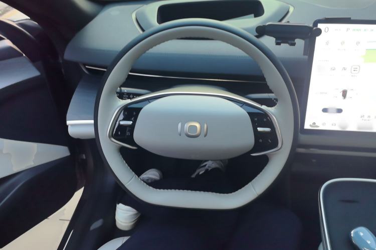 Used CHANGAN NEVO A07 2025 All-Electric "True Fragrance" Edition 710-Mile Long-Range Version Steering Wheel