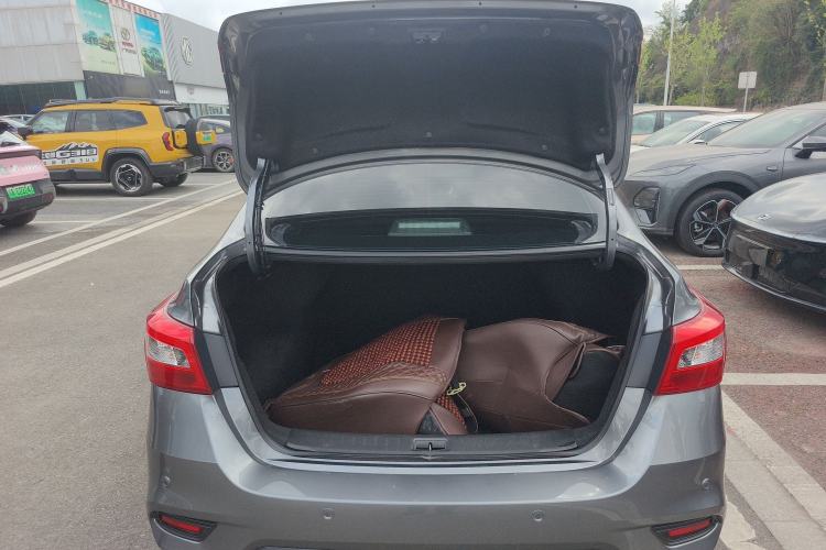 Used Nissan Sylphy 2022 Classic 1.6XE CVT Comfort Edition Trunk