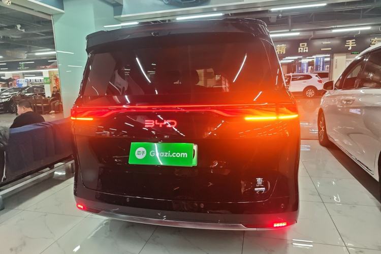 Used BYD Xia 2025 DM-i 1.5T 180km Excellence Model
