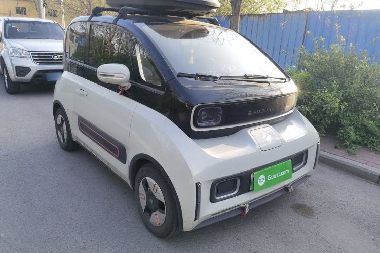 Used Baojun KiWi EV 2021 Artist Model Ternary Lithium Front Right 45 Deg