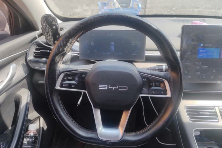Used BYD Destroyer 05 2024 HONOR Edition DM-i 55KM Luxury Model Steering Wheel