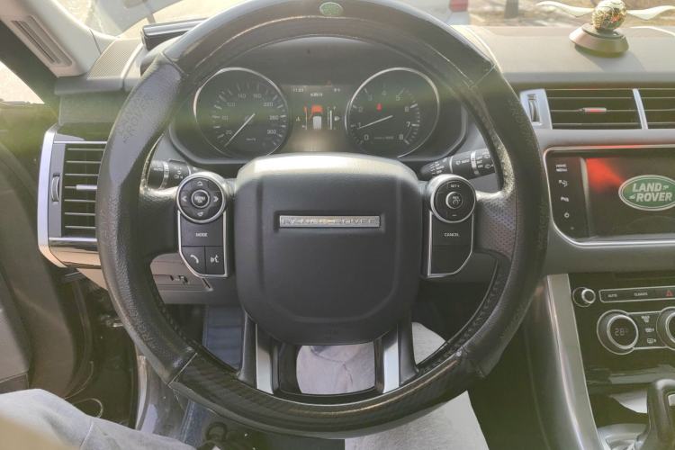 Used Land Rover Range Sport 2014 3.0 SC V6 HSE Steering Wheel